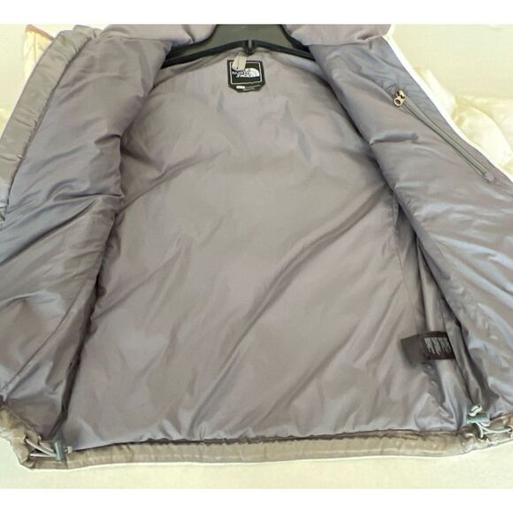 THE NORTH FACE Women Sz XS Aconcagua 550 Down Jacket Ivory/Gray Puffer - Picture 15 of 16